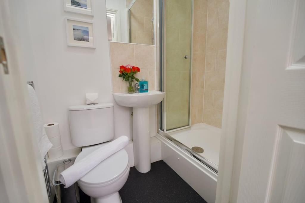 Swan Studio One - Coventry Luaran gambar